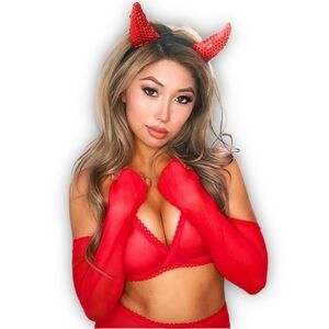 Fashion Nova ✦ Sequin Devil Horns Headband ✦ Rare Red Costume Gothic Accessory